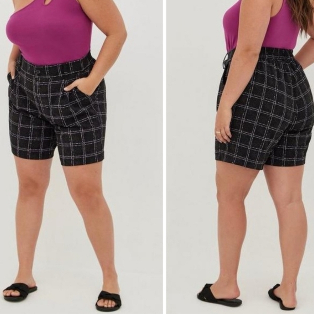 Torrid Flat Bermuda Crepe Plaid Ink Dot Shorts